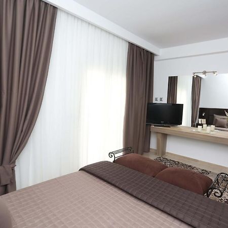 Philoxenia Boutique Suites & Studios Пефкохори Екстериор снимка